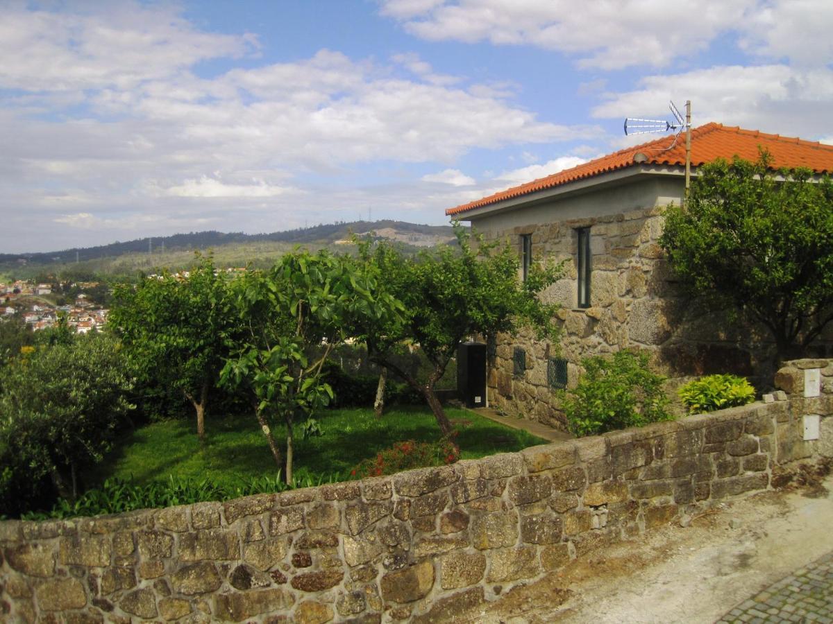 Casa Dos Bisavos- Slow Down Na Rota Do Romanico Porto Exterior foto